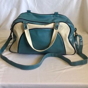 Vintage - Bowling Style Overnight Bag